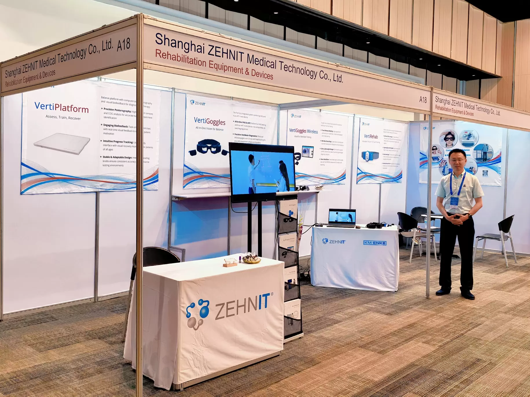ZEHNIT booth at the 2026 Shanghai Fair Healthcare ZEHNIT booth at the 2026 Shanghai Fair Healthcare